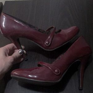 Maroon American Eagle Heels